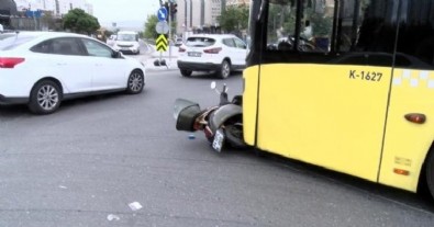 İETT otobüsüyle motosiklet çarpıştı: 2 yaralı!