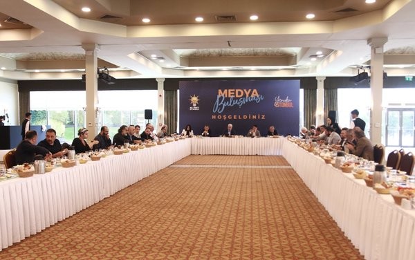 AK Parti İstanbul İl Başkanı Kabaktepe'den 2024 yerel seçim mesajı: Yeniden İstanbul sloganıyla saha çalışmalarına başlıyoruz