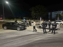 Tekirdag'da Iki Otomobil Çarpisti Açiklamasi 2 Yarali