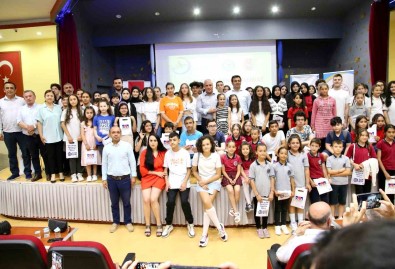Alanya'da Genç Kalemler Ödüllerini Aldi