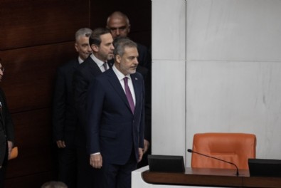 İşte yeni dönemin dış politika şifreleri! Türkiye'nin masasında 5 önemli dosya var