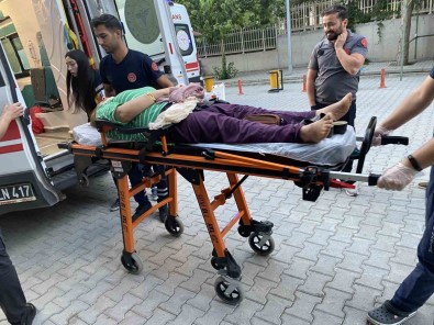 Konya'da Otomobiller Çarpisti Açiklamasi 2 Yarali