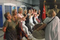 50 Yas Üstü Halk Oyunlari Ekipleri Gençlere Tas Çikartiyor