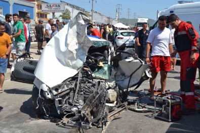 Fethiye'de 4 Araçli Trafik Kazasi Açiklamasi 1 Ölü, 5 Yarali