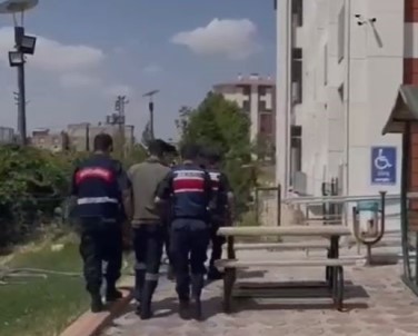 Gaziantep Jandarmasi Göçmen Kaçakçilarina Göz Açtirmiyor