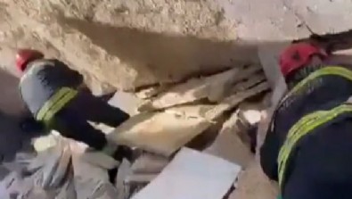 Gaziantep'te iki katlı bina çöktü: Yaralılar var!