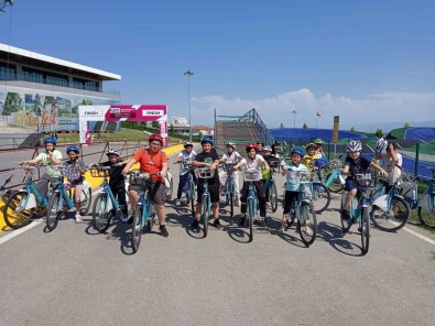 750 Minik Bisiklet Sürücüsüne Güvenli Sürüs Egitimi Verildi