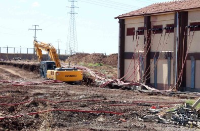 Borçlu Çiftçilerin Sikayeti 15 Milyonluk Yatirimi Durdurdu