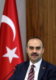 Deprem Bölgesindeki KOBI'lere 450 Milyon Dolar Finansman Saglanacak