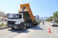 Hatay Büyüksehirden, E-5 Karayolunda Beton Asfalt Çalismasi