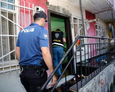 Ülke Genelinde Kesinlesmis Hapis Cezasi Ile Aranan Bin 958 Kisi Yakalandi