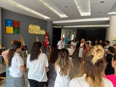 Alanya Üniversitesi'nde 15 Temmuz Fotograf Sergisi