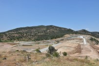 Burhaniye'de Resitköy Baraji Insaati Hizla Devam Ediyor