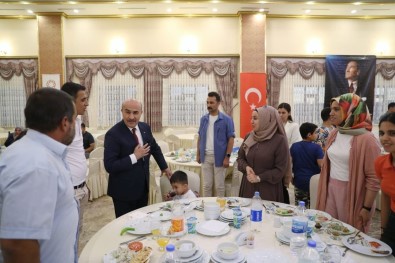 Mardin Valisi Demirtas Sehit Yakinlari Ve Gazilerle Bulustu