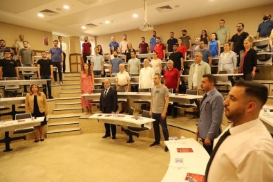 HKÜ'de 15 Temmuz Sehitleri Düzenlenen Etkinliklerle Anildi