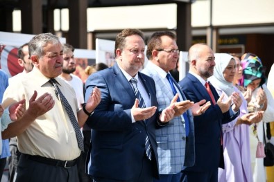 Karesi'de Türkiye Yüzyilinin Kahramanlari Anildi