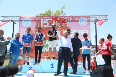 Kayseri'de 15 Temmuz Demokrasi Ve Milli Birlik Günü Kosusu Düzenlendi