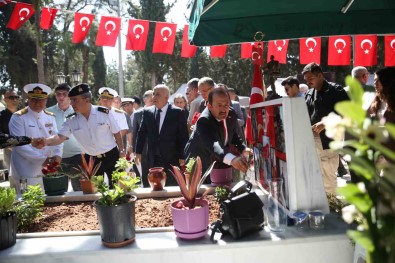 Mersin'de 15 Temmuz Sehitleri Anildi