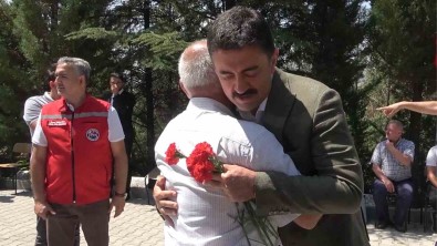 Tek Oglu 15 Temmuz Hain Darbe Girisiminde Sehit Düsen Baba Açiklamasi 'Vatanimiz Için Ben De Seve Seve Bedel Öderim'