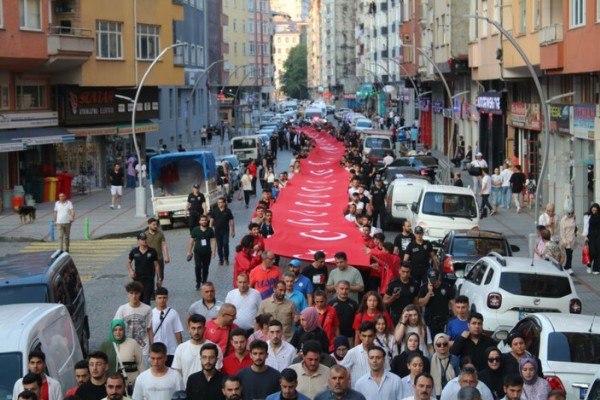 Meydanlarda 15 Temmuz'u anma etkinlikleri