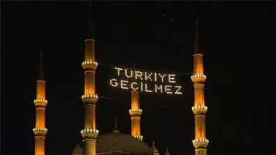 15 Temmuz'un yedinci yıl dönümünde de 81 ilin tüm Türkiye'de selalar okundu