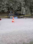Akhisar'da Traktör Devrildi Açiklamasi Kadin Yolcu Hayatini Kaybetti