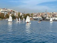 Gençler Profesyonel Yelkencilige Ilk Adimi Haliç'te Atiyor