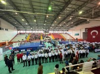 Kars'ta Boks Sampiyonasi Basladi