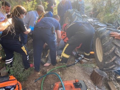 Kirkagaç'ta Traktör Devrildi, 1 Kisi Yaralandi