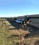 Yoldan Çikan Otomobil Borulara Çarpti Açiklamasi 1 Yarali