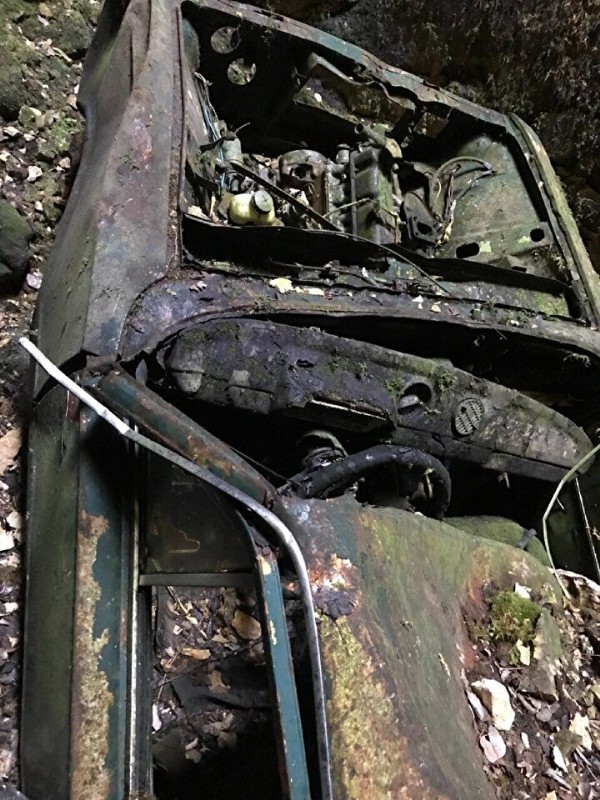 Antalya'da 50 metrelik mağarada bulundu: Yıllar önce itilmiş