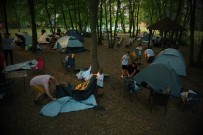 Ilk Ates Yandi, Baba-Çocuk Kampi Basladi