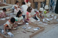 Sanliurfali Minik Arkeologlar Is Basinda