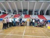 Voleybol Turnuvasi'nda Aydin Emniyeti Sampiyon Oldu