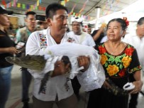 Meksikali Belediye Baskani Timsahla Evlendi, Gelinlik Giydirdi, Dans Etti