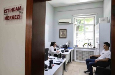 Inegöl Belediyesi'nden Istihdama Katki