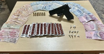 Izmir SUT Timi Zehir Tacirlerine Göz Açtirmiyor