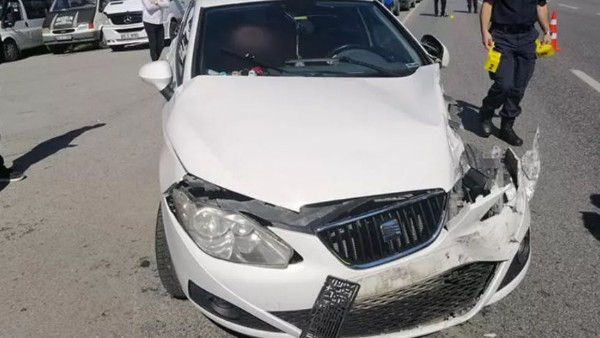 İşçi servisi ile otomobil çarpıştı: 19 yaralı