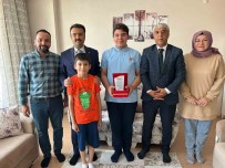 Kaymakam Bingöl'den LGS Birincisine Tam Altin