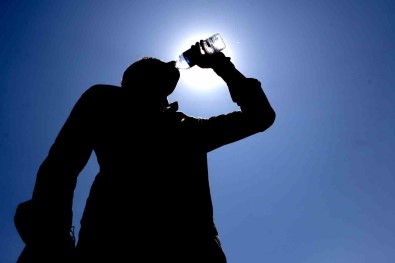 Afrika Sicaklari Türkiye'ye Giris Yapti