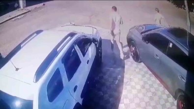 Adana'da 5.5 Büyüklügündeki Deprem Ani Kameraya Yansidi