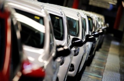 Aykırı ilanlara ceza yağdı! Bakan Bolat rakamlarla paylaştı: Otomobilde 'Fahiş fiyat'a dur denecek