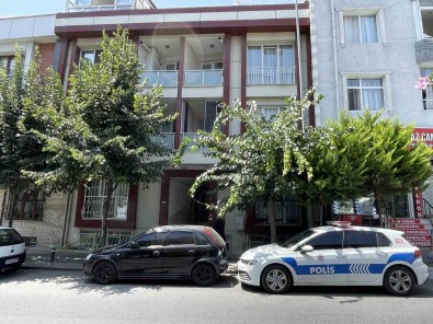 Balkondan Düsen 45 Yasindaki Engelli Vatandas Agir Yaralandi