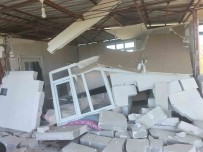 Depremde Gazinin Evi Yikildi