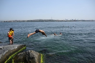 İstanbul 43 dereceyi aştı! Meteoroloji açıkladı: O ilçe rekor kırdı!