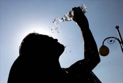 Tarihin en sıcak günü olacak! Uzmanlar uyardı: Sakın dışarı çıkmayın