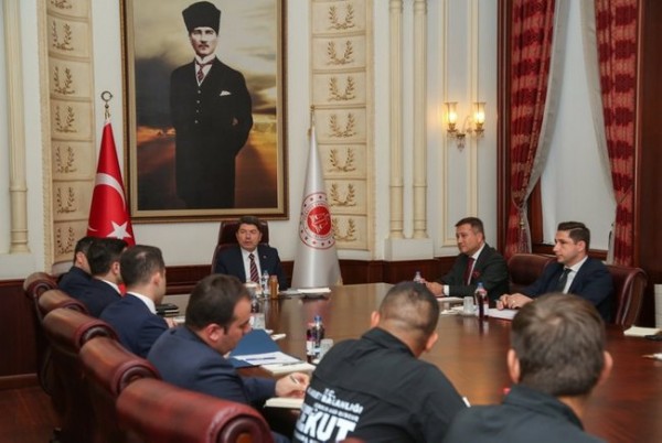Adalet Bakanı Tunç, CEKUT ekibini kabul etti