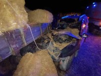 Gönen'de Traktöre Arkadan Çarpan Otomobilde Bulunan 2 Kisi Yaralandi
