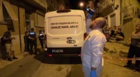 Izmir'de Yangin Çikan Evde Kalan Kisi Hayatini Kaybetti