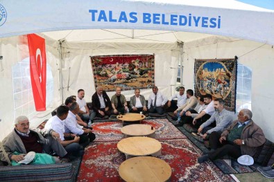 Çatakdere Ve Basakpinar'da Hem Bayramlasma Hem Senlik
